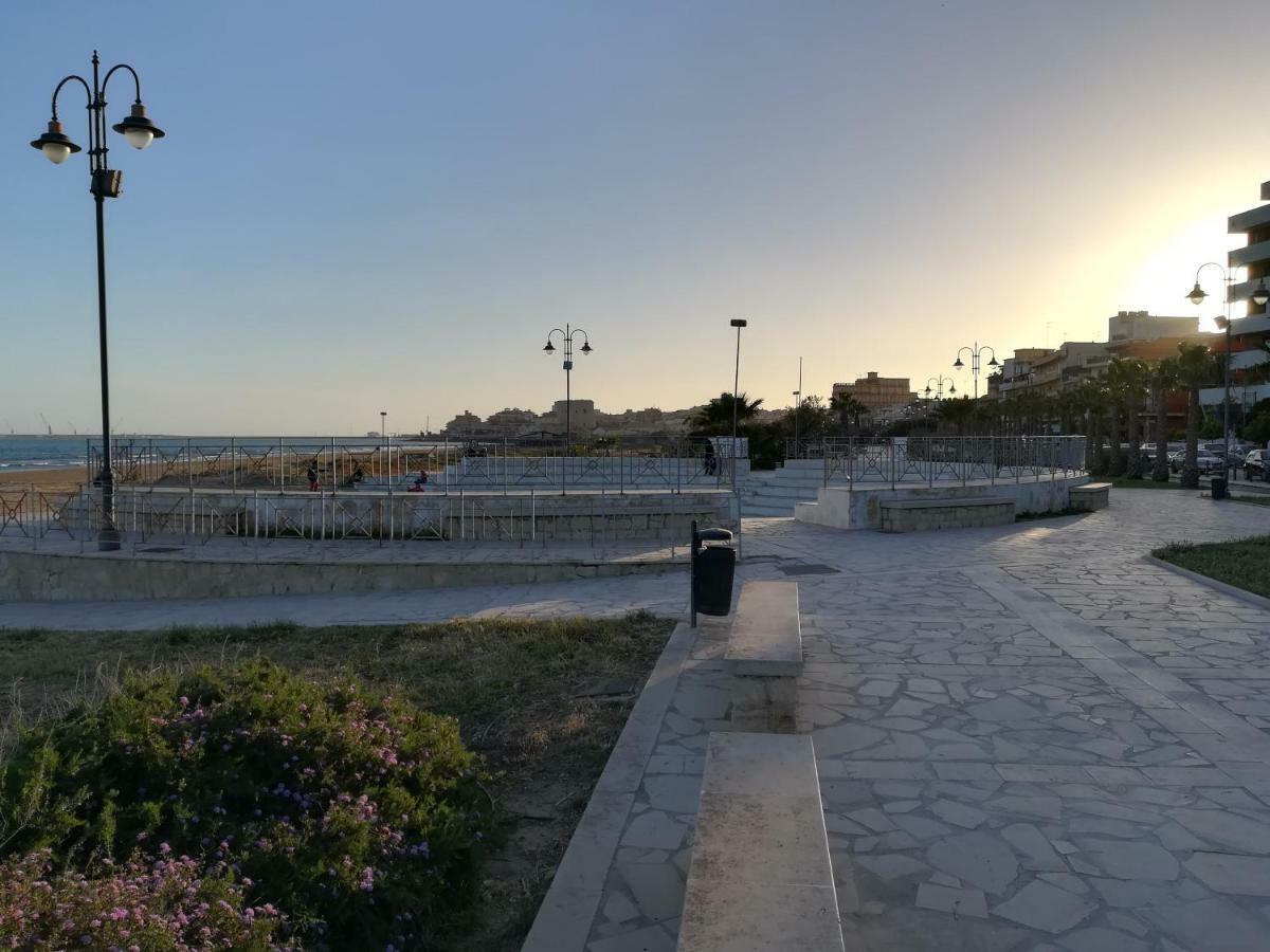 Case Degli Avi, Camere Nel Borgo Marinaro Pozzallo Bagian luar foto